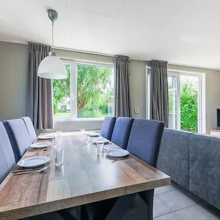 Vakantiewoning De Waterlelie Сasa de vacaciones